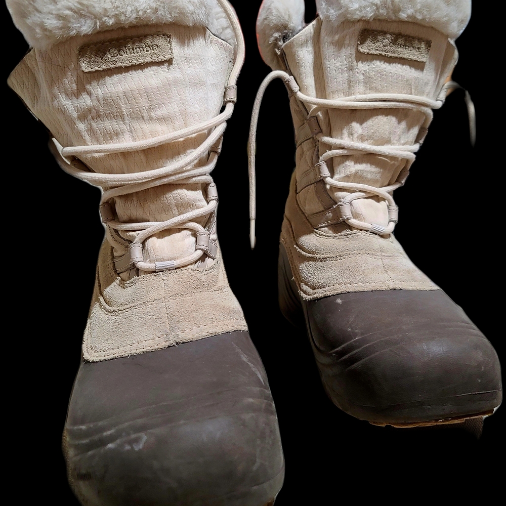 Columbia Winter Boots with Fur Lining